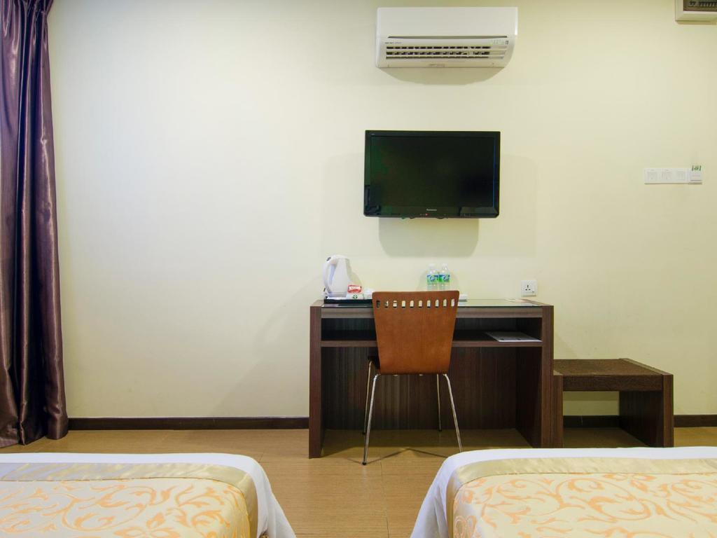 Eight Days Boutique Hotel - Mount Austin Johor Bahru Ngoại thất bức ảnh