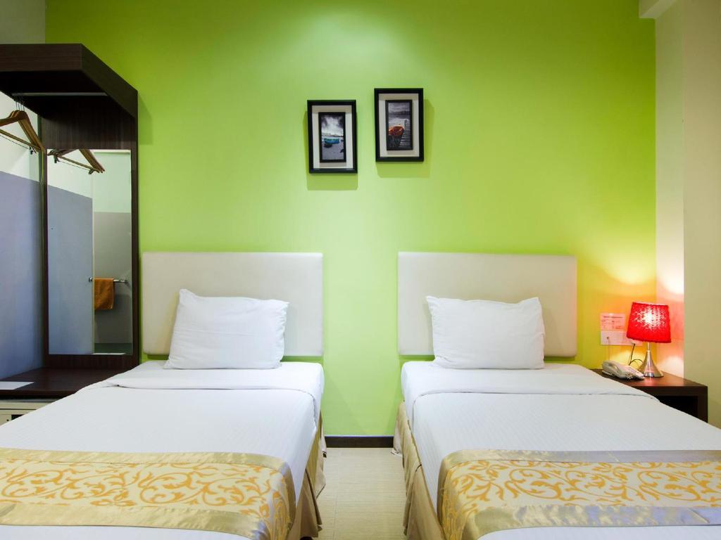 Eight Days Boutique Hotel - Mount Austin Johor Bahru Ngoại thất bức ảnh