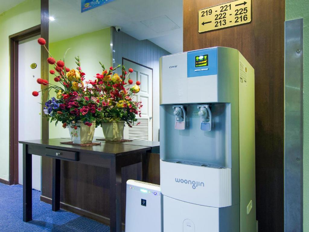 Eight Days Boutique Hotel - Mount Austin Johor Bahru Ngoại thất bức ảnh